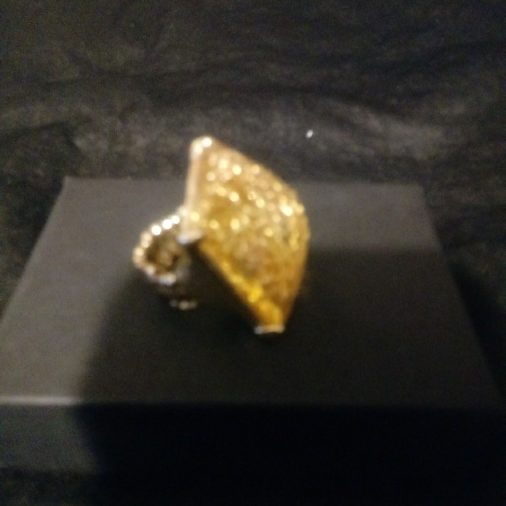Ladies ring - Picture 2 of 3